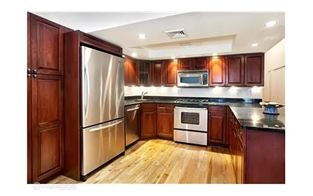 Rented by Douglas Elliman | media 4