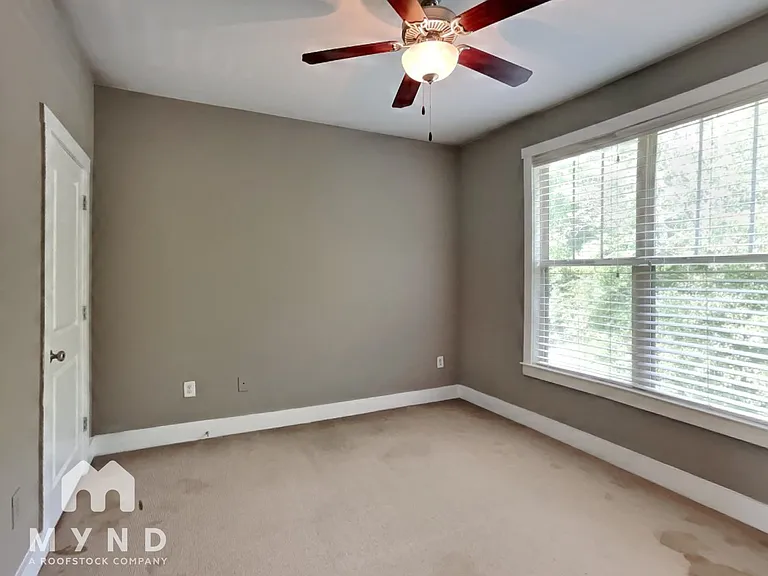 175 Herring St #5 — Photo 6