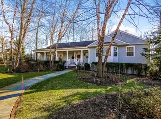 2 Chester Dr, Rye, NY 10580