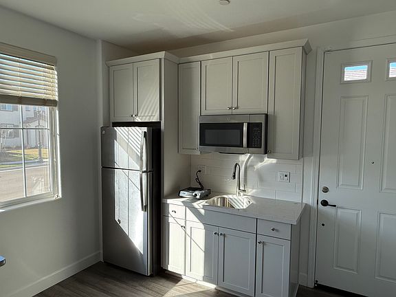 2nd image of 10344 Harmosh Ct Unit 2
