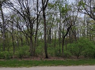 619 Mississippi Dr, Dixon, IL 61021