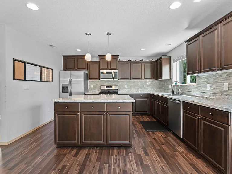 3823 S Mead St — Photo 10