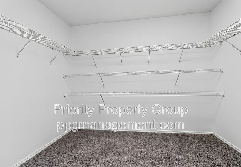 8913 Chalkstone Rd — Photo 29