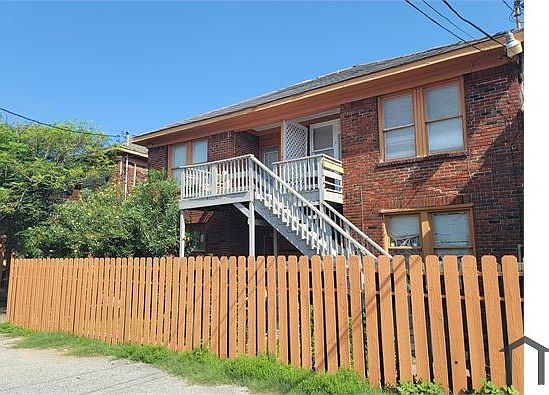 1st image of 2109 Bernardo De Galvez Ave #3