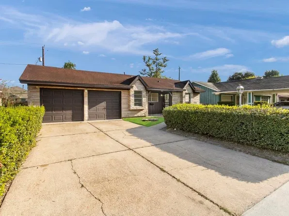 7419 Langley Rd, Houston, TX 77016