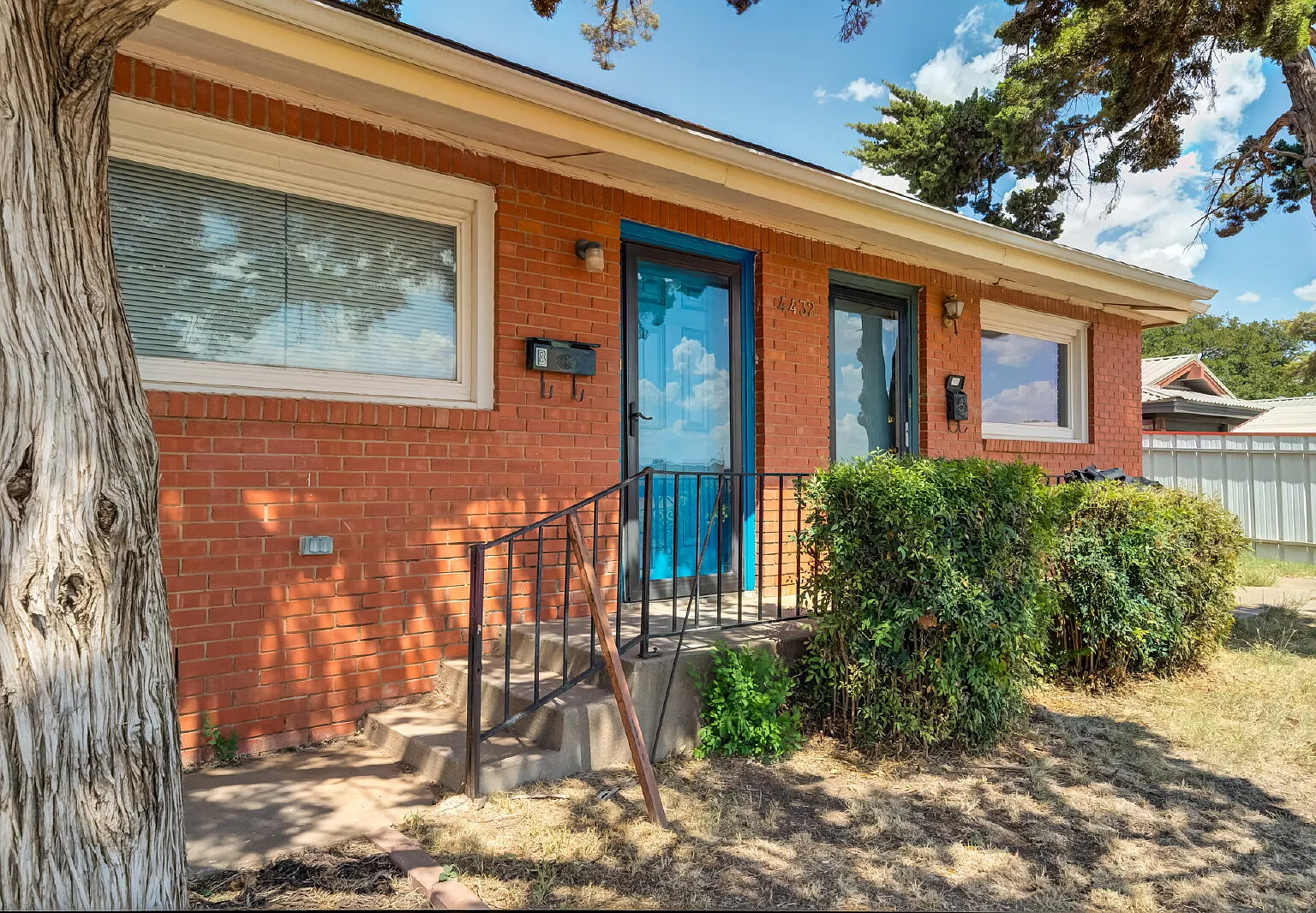 2 bed, 1.0 bath, 1073 sqft, $950 — Photo 3