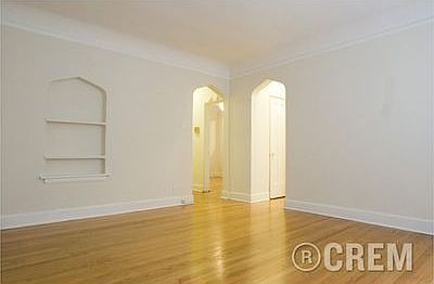 3rd image of 4630B N Ashland Ave APT B1w