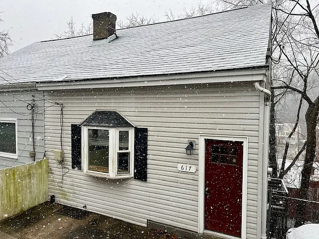 617 Patrick St photo 1