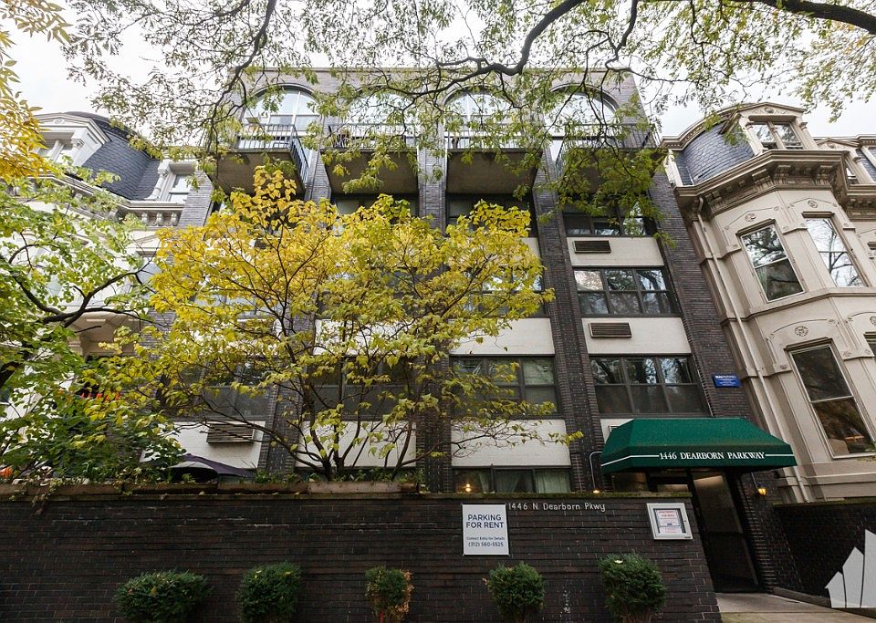 1st image of 1446 N Dearborn St APT 4