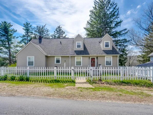 144 Church St, Doylestown, OH 44230