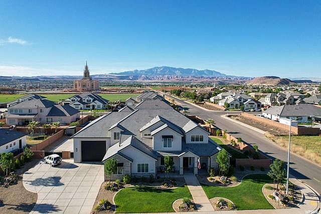1st image of 3193 E Crimson Meadows Dr
