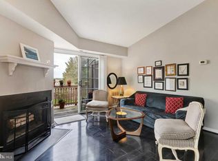 6913 Victoria Dr, Alexandria, VA 22310