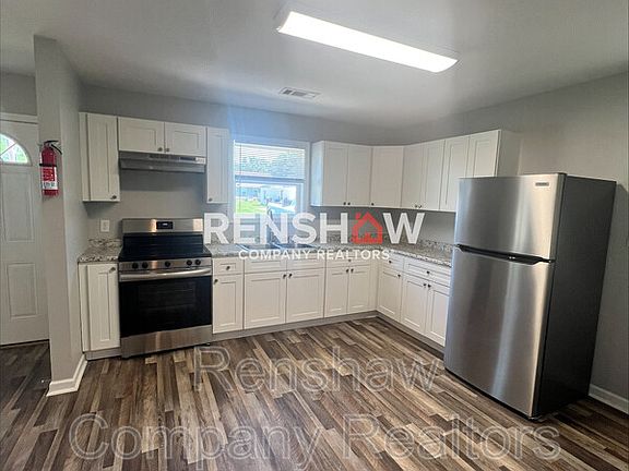 5th image of 471 Dana Ave