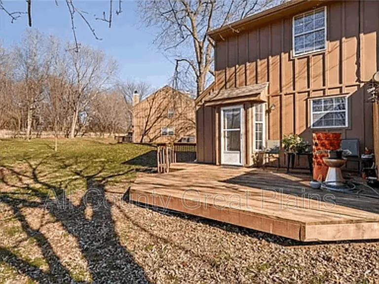 1400 NW Jefferson Ct — Photo 9