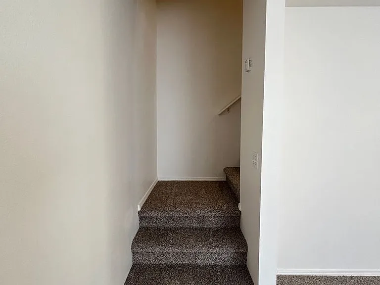 128 Hunter Court - 4 Units — Photo 23