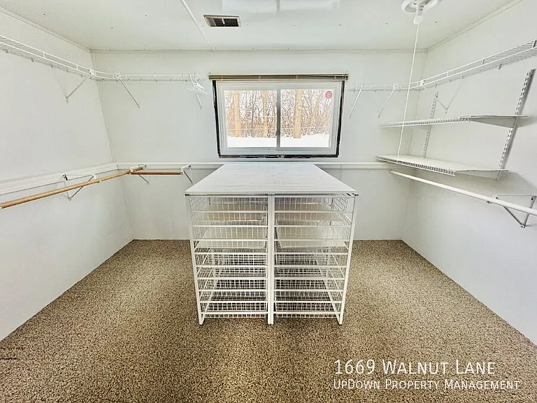 1669 Walnut Ln — Photo 28