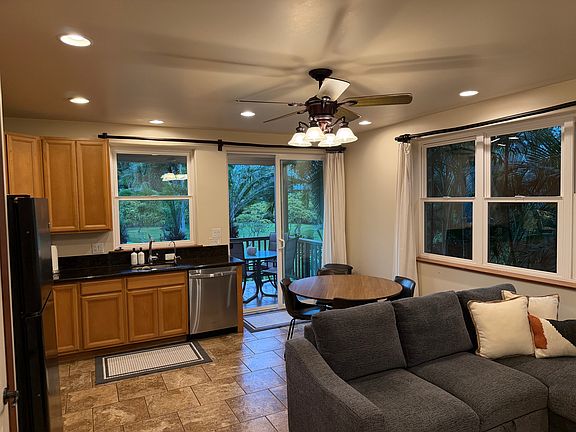 4th image of 141 Makahiki St #1
