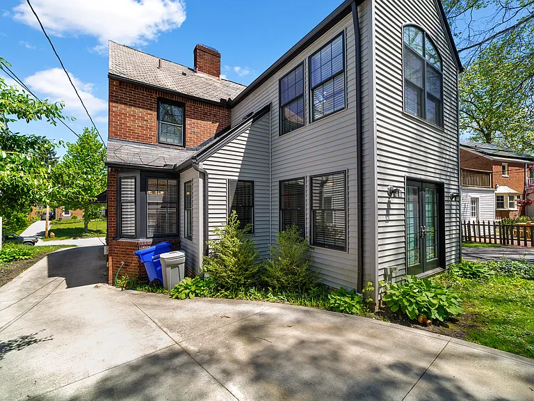 Westwood Rd — Photo 30