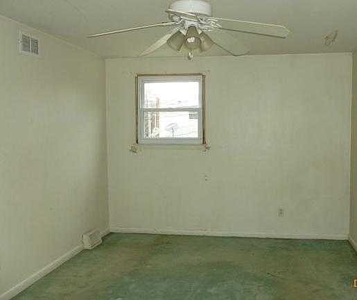 unit 2 bedroom