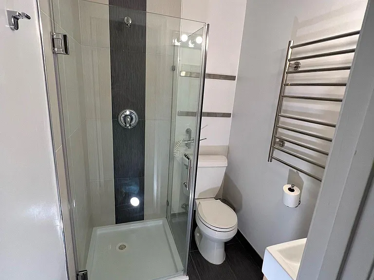 10533 Englishman Dr — Photo 6