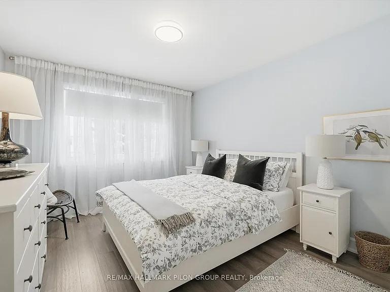 559 Mutual St — Photo 20