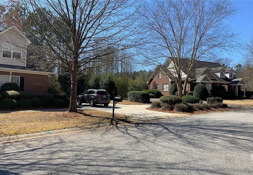 2nd image of 1062 Canter Bnd
