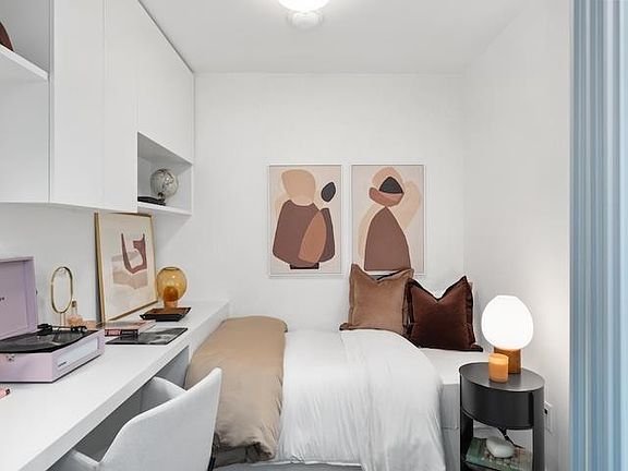 3rd image of 518 Clarke Rd #3204