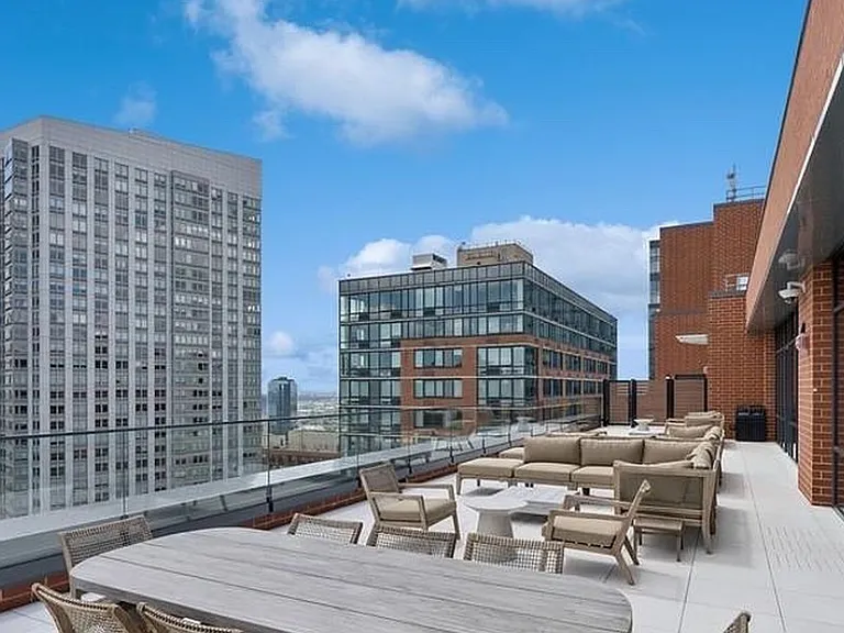 155 Bay St #203 — Photo 12