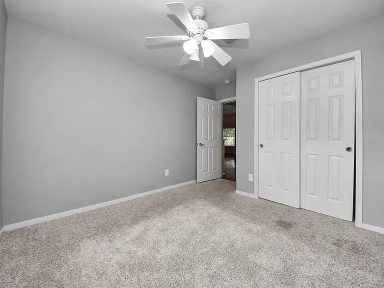 23003 Governorshire Dr — Photo 40