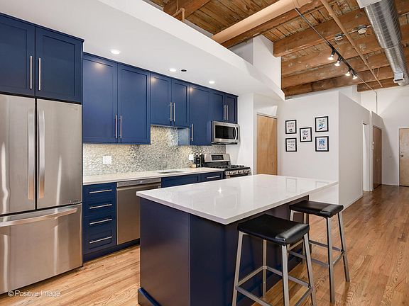 2nd image of 2300 W Wabansia Ave APT 115