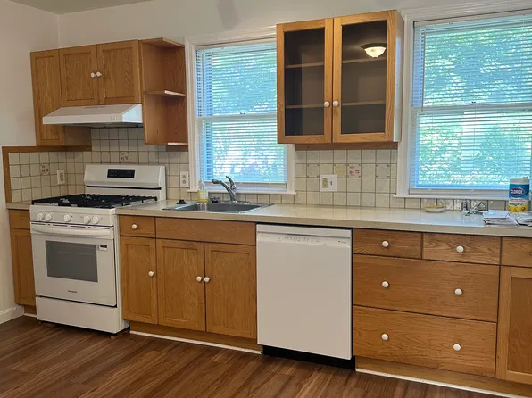 38 Newcomb St #1, Arlington, MA 02476