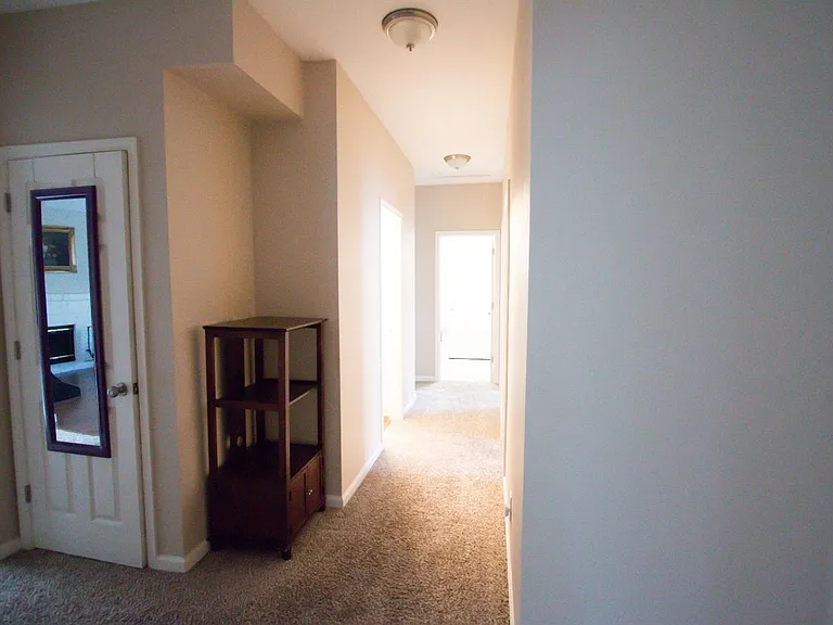 2258 Clapton Way — Photo 9