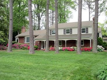 1st image of 211 El Dorado Dr