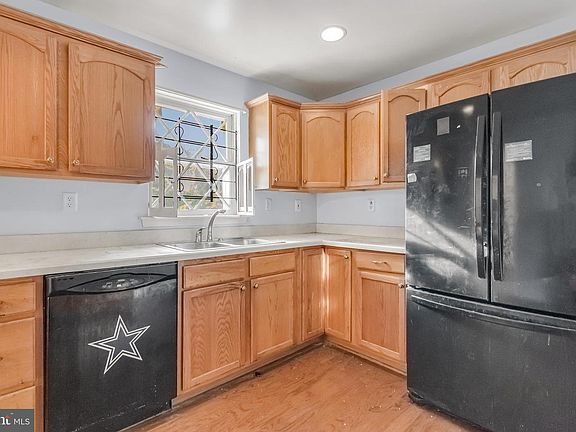 2nd image of 11007 Trafton Ct