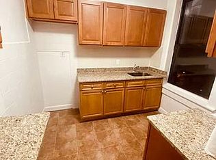 28-14 Crescent St APT 6, Astoria, NY 11102