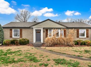 1759 Memorial Dr, Clarksville, TN 37043