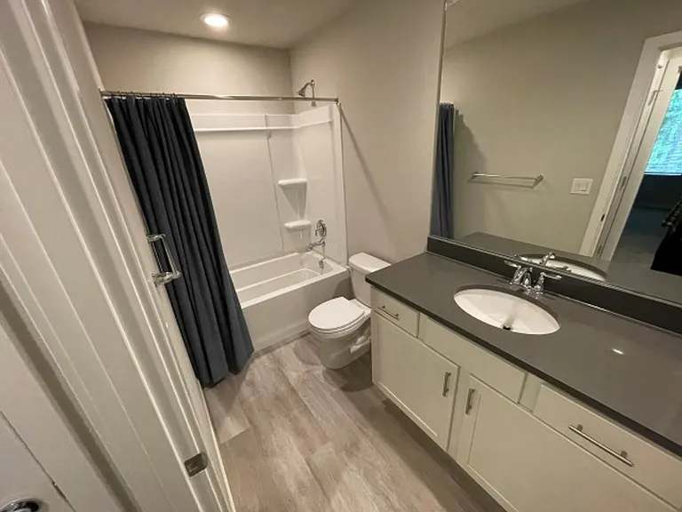 13420 Manor Way #B2 — Photo 8
