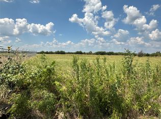 3767 E Line Rd, Whitewright, TX 75491