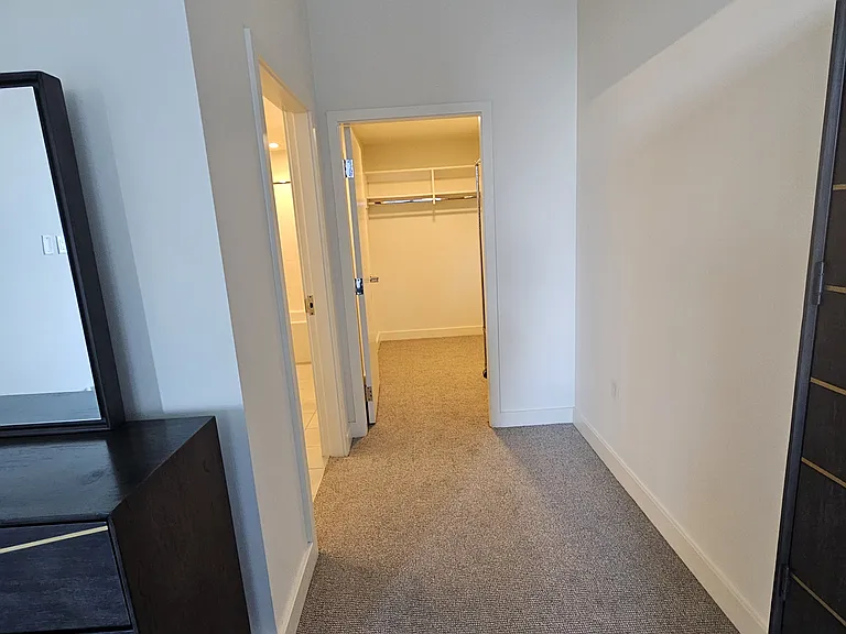Large Primary BR w/lots of extra space