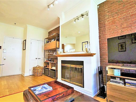 5th image of 16 W 75th St APT 5A