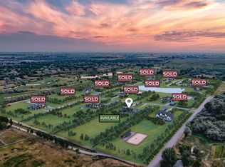 7866 N Hawks Beard Ln, Eagle, ID 83616