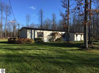 8518 NE Cunningham Rd, Mancelona, MI 49659