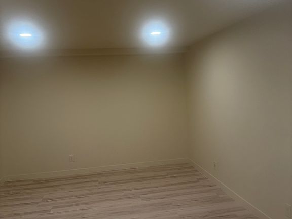 4th image of 3865 Carlock Dr