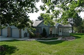 2nd image of 6625 N Revere Dr