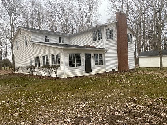 4th image of 1431 Township Road 843