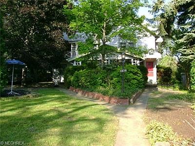2nd image of 1636 Mars Ave