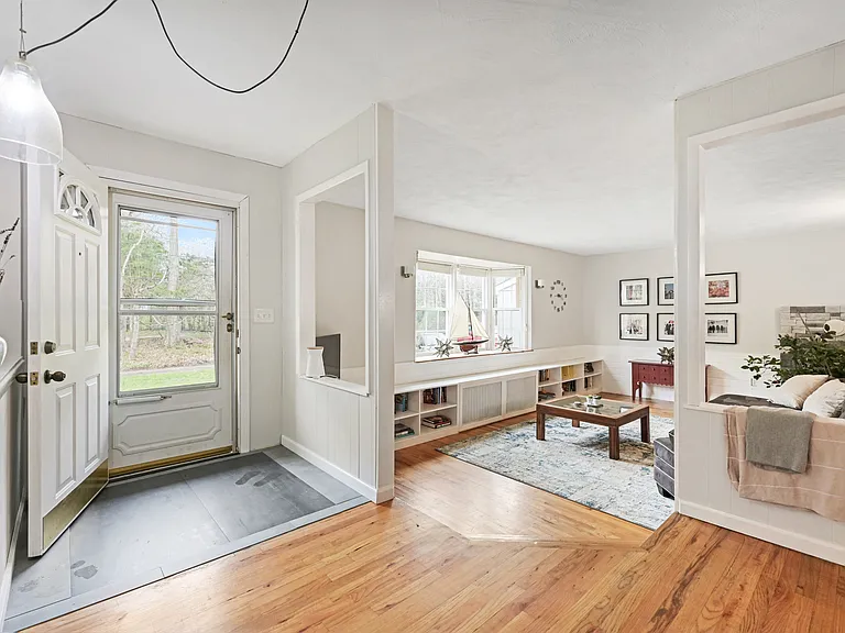 16 Payne Ave — Photo 16