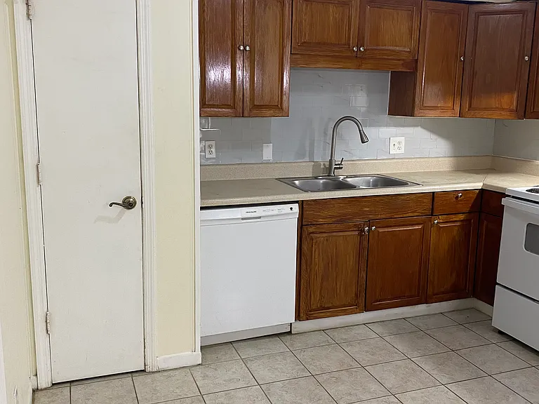 104 Cordillo Pkwy #E8 — Photo 15