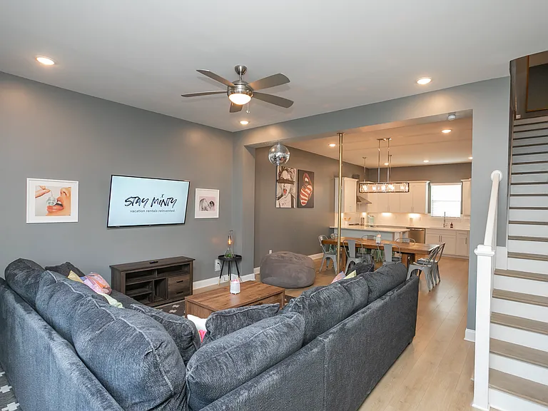 1737 Pecan St #3 — Photo 44