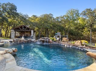 561 Round Hollow Ln, Southlake, TX 76092
